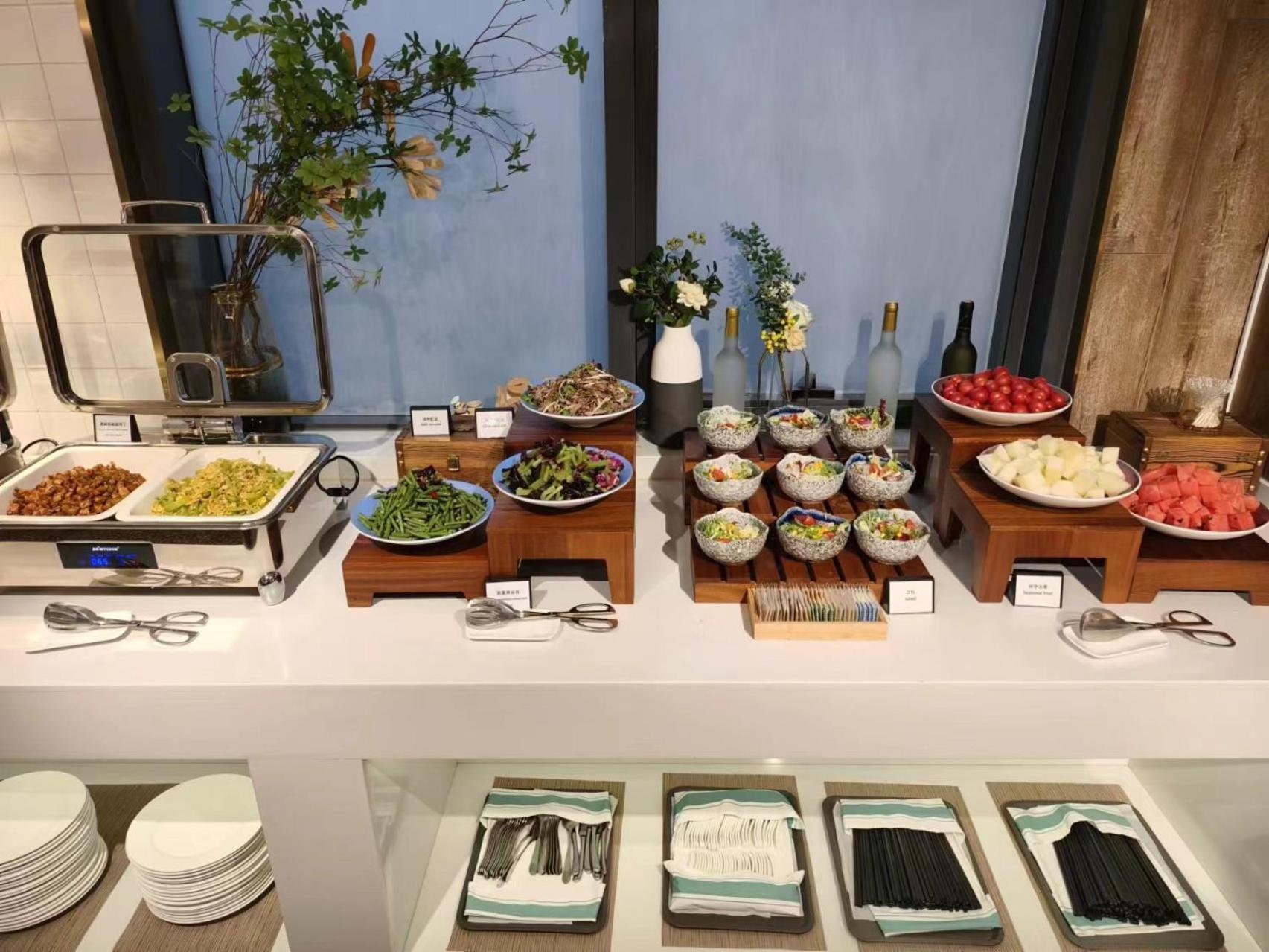 Nost Algia S Hotel Near Beijing Cbd - Cctv, China Zun, Skp And Sanlitun, Tian'Anmen Square, Forbidden City, Free Daily Necessities, Free Night Snack, Free Laundry, English Communication Well, Free Travel Advice , Free Gymnastic, Luaran gambar